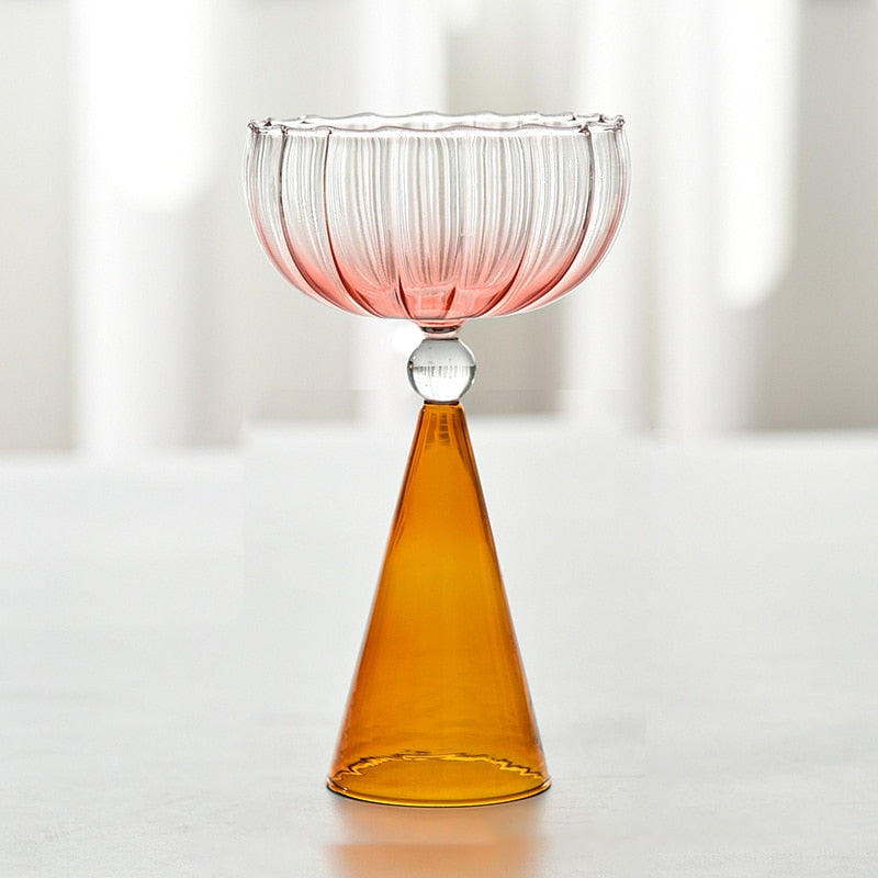 Copa Decorativa Escultural | Base Cónica Geométrica-drinkware-SeemSeem