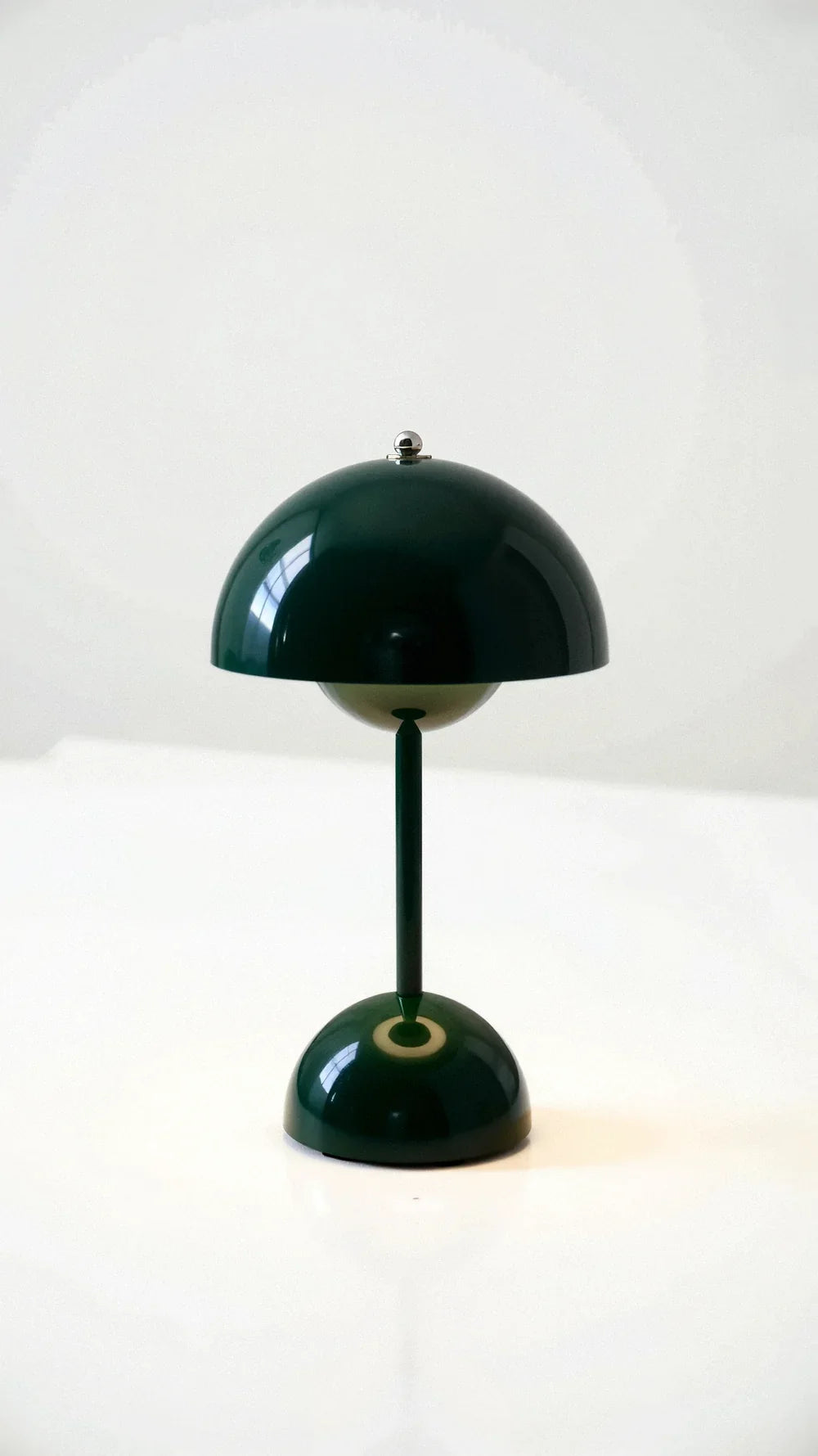 Lámpara de Mesa Semiesférica Verde | Pantalla Curva Base Circular Para Iluminación Interior-Lamp-SeemSeem