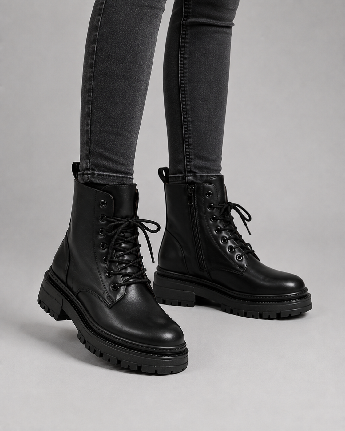 Botas Militares Con Cordones Para Mujer | Suela Track · SeemSeem