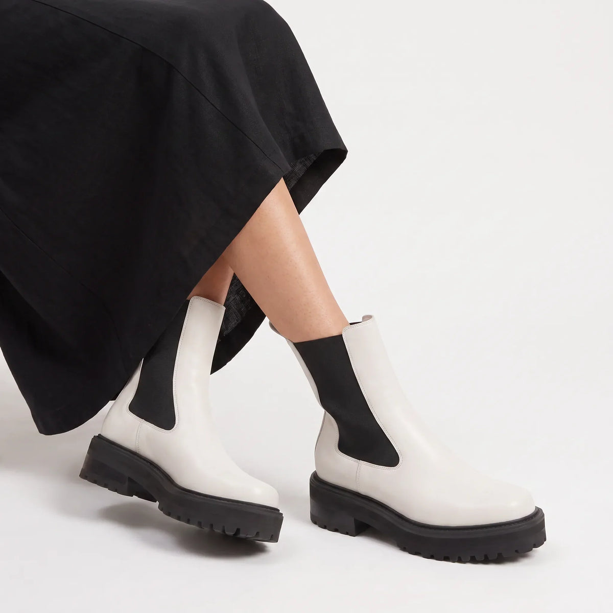 Botines Chelsea Para Mujer | Suela Track · SeemSeem