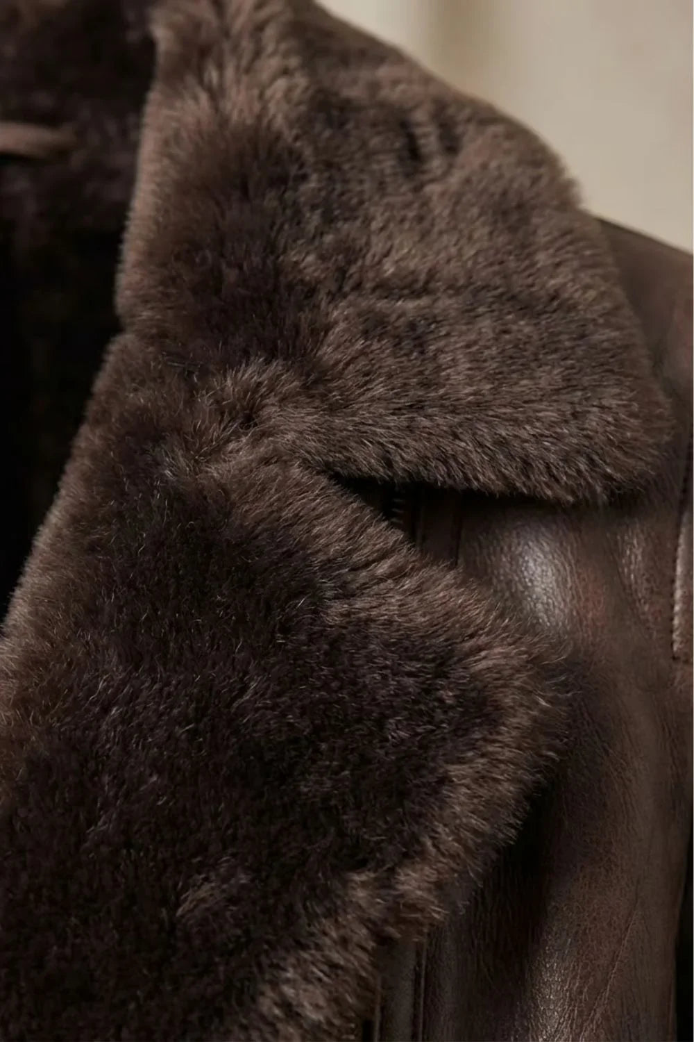 Chaqueta De Cuero Para Mujer | Cuello De Borreguillo · SeemSeem