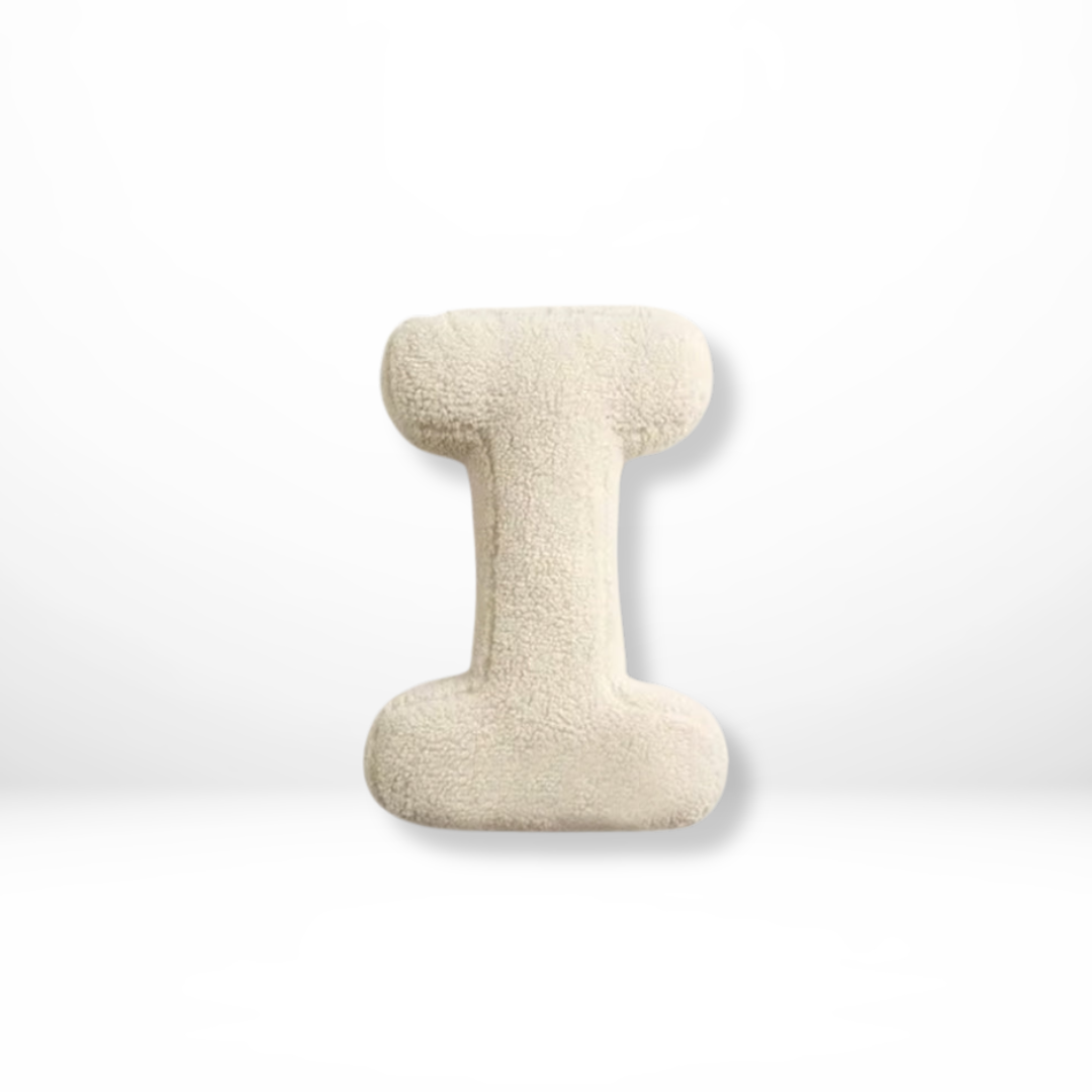 Cojín Decorativo Con Forma De Letra · SeemSeem