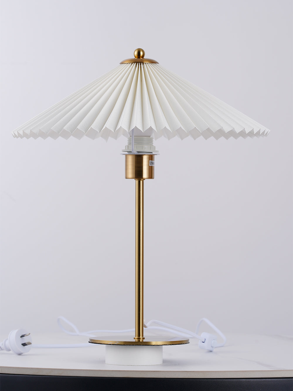 Lámpara De Mesa Nórdica | Pantalla Plisada · SeemSeem