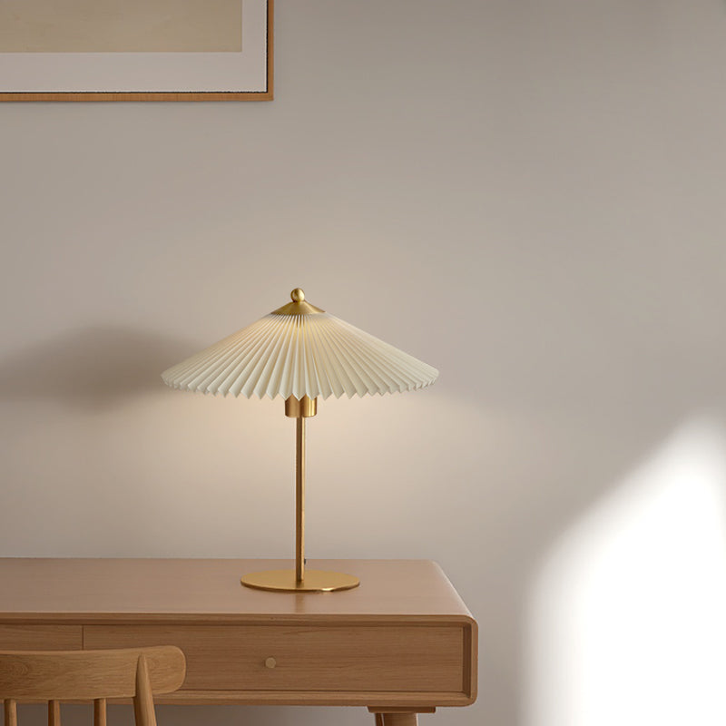 Lámpara De Mesa Nórdica | Pantalla Plisada · SeemSeem