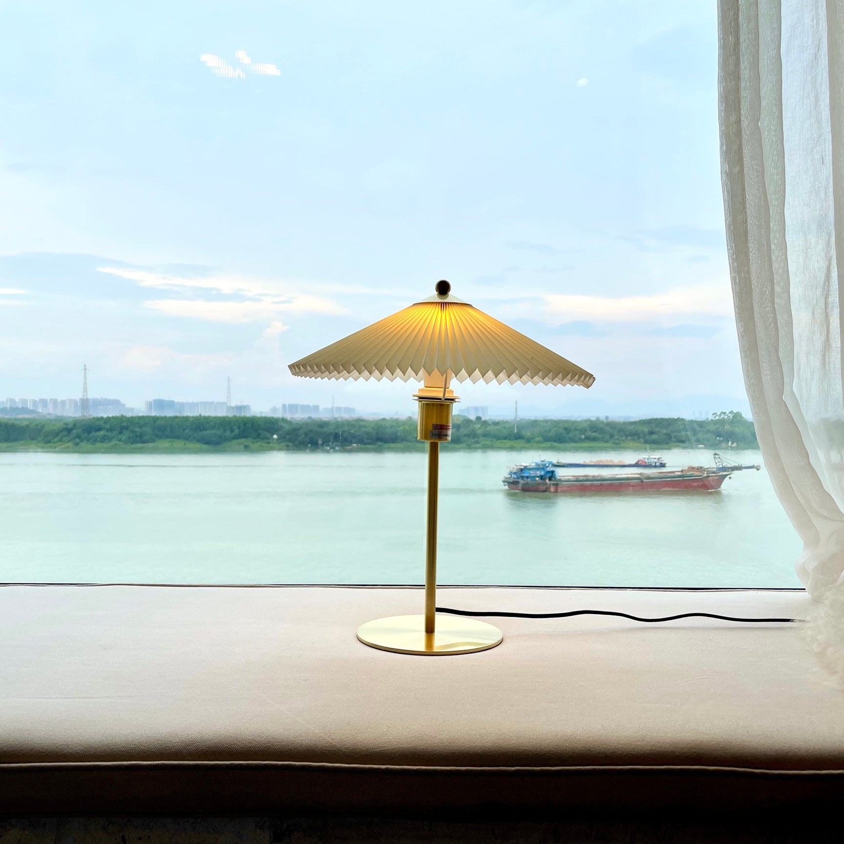 Lámpara De Mesa Nórdica | Pantalla Plisada · SeemSeem