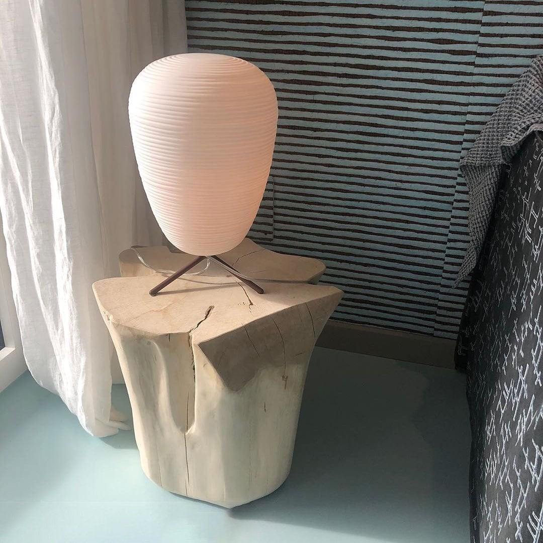 Lámpara De Mesa Nórdica | Trípode · SeemSeem