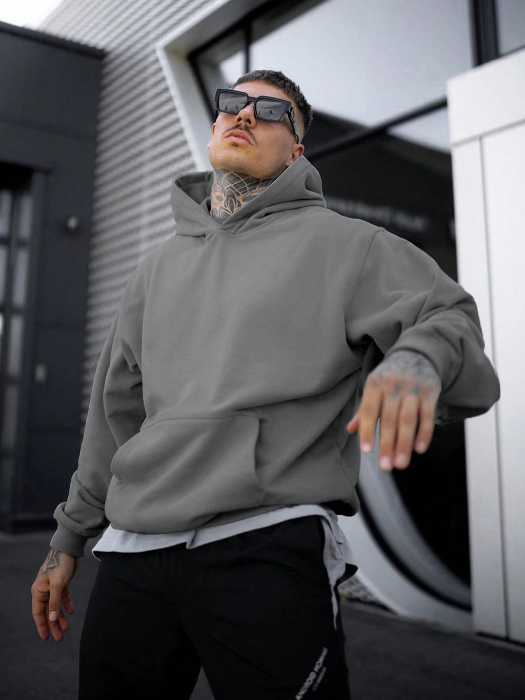 Sudadera Oversized Con Capucha Para Hombre | Bolsillo Canguro · SeemSeem