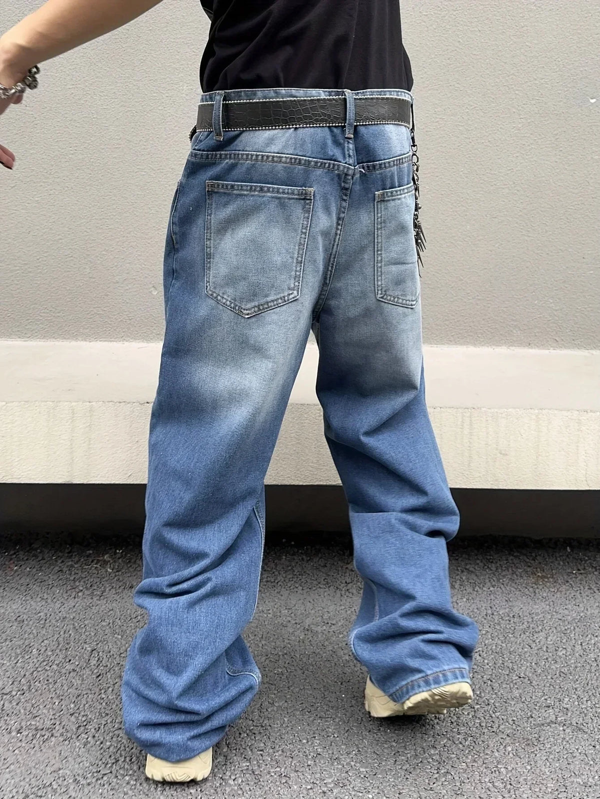 Vaqueros Anchos Para Hombre | Denim · SeemSeem