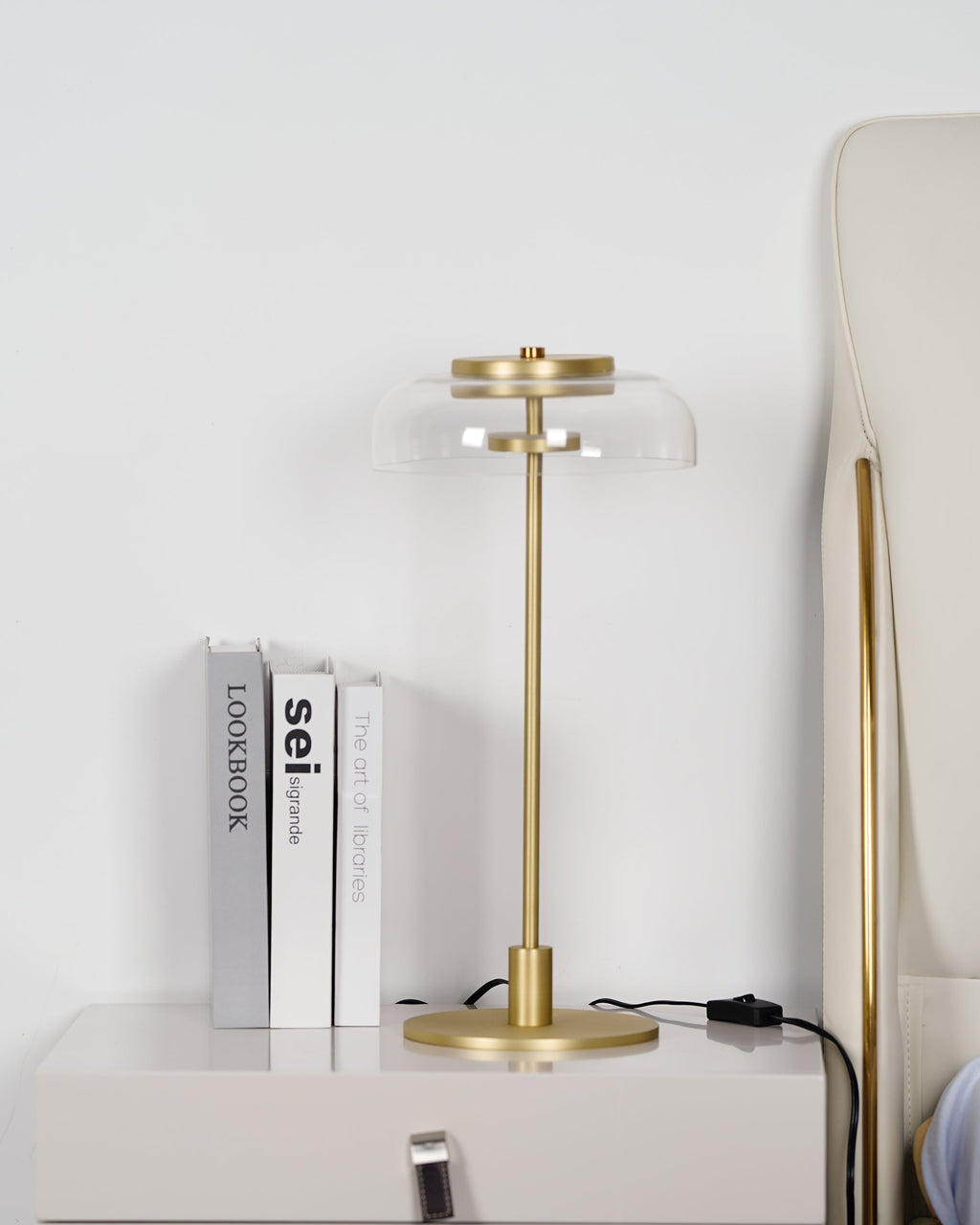 Lámpara De Mesa Nórdica | Luz LED · SeemSeem